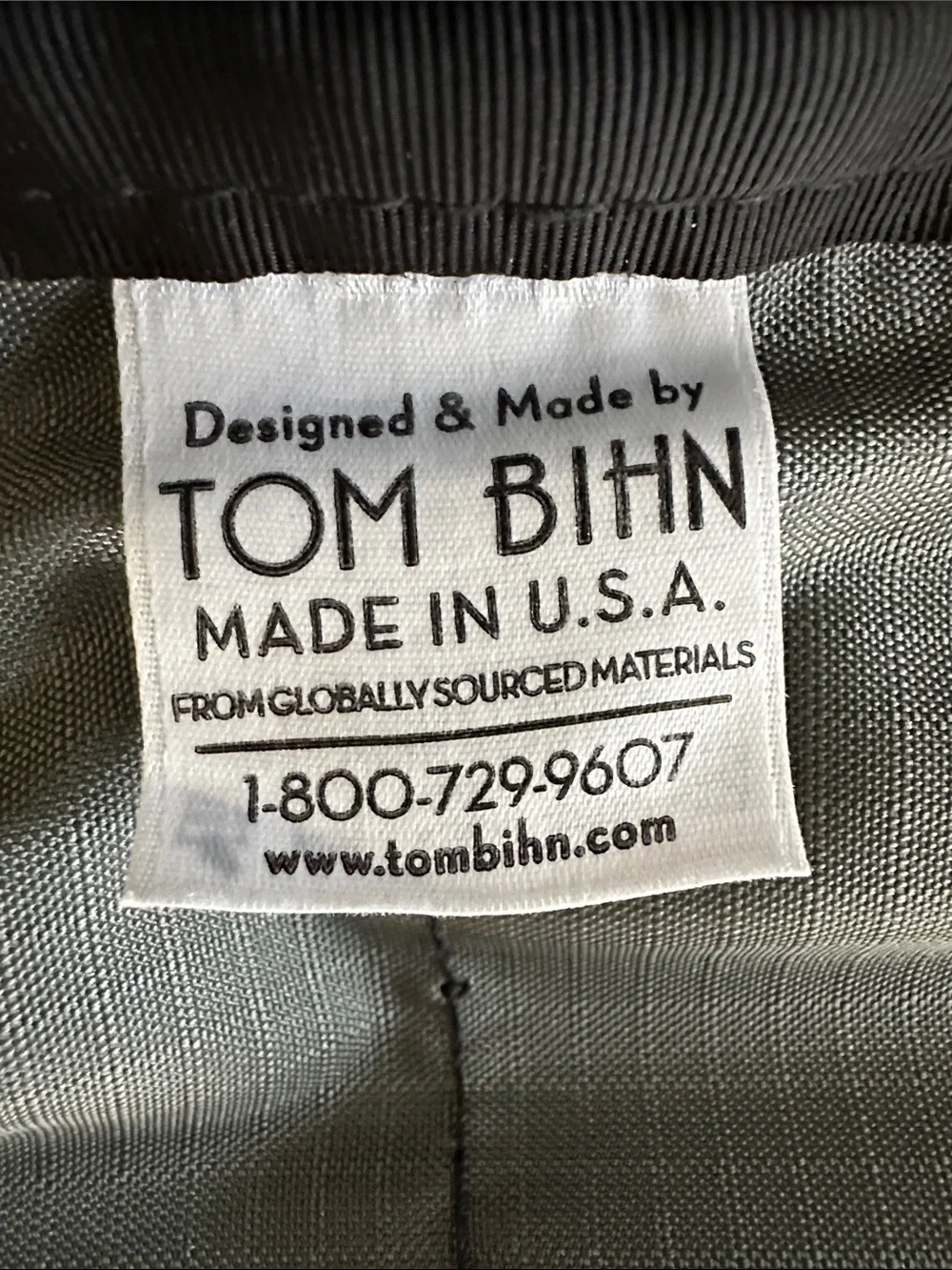 Tom Bihn Synik 30 in Navy + 2 TB packing cubes &  3D Clear Organizer in NW Sky